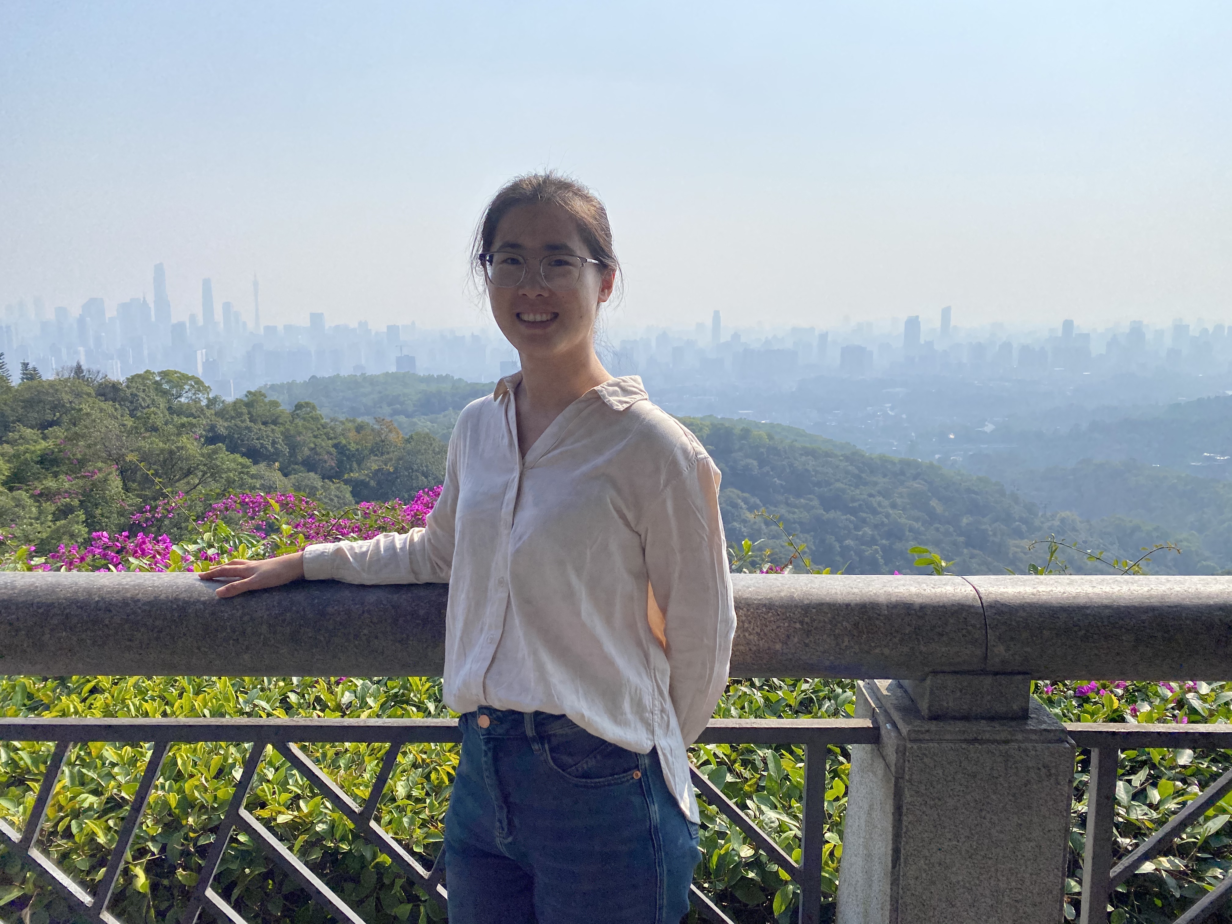 程松松 个人照.jpg